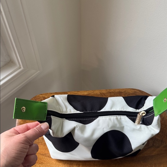 KATE SPADE  NWOT Black and White Giant Polka Dot bag - Picture 5 of 11